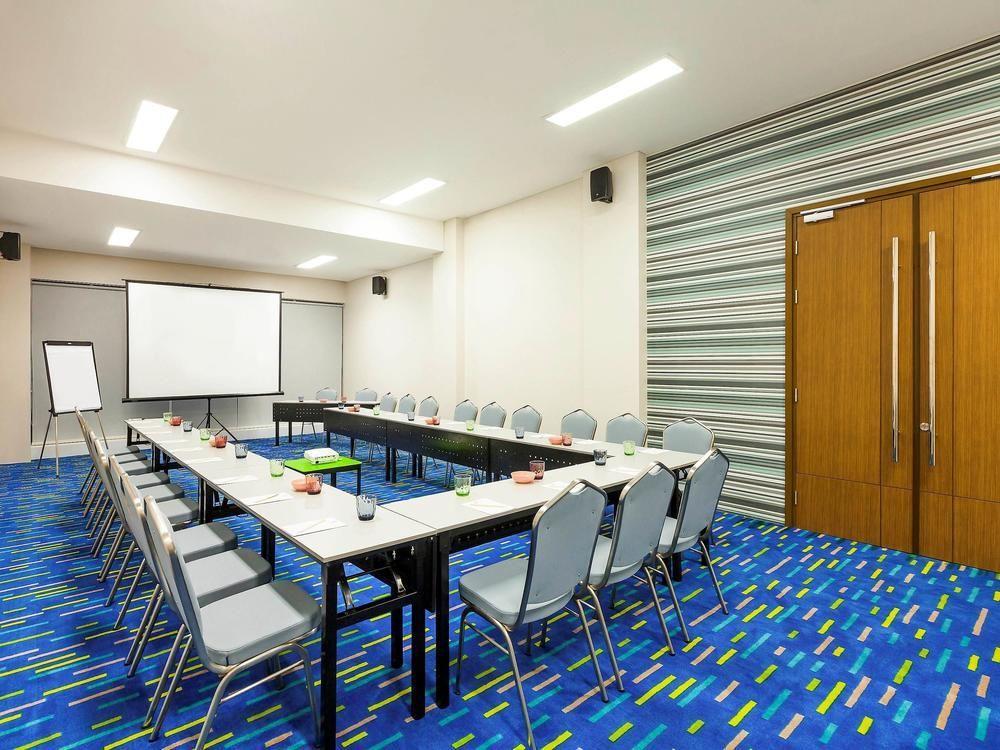Deka Hotel Surabaya Hr Muhammad Extérieur photo